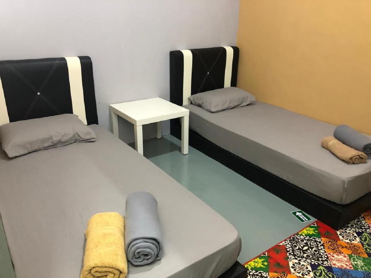 Hostel Ny Tropical Backpackers Desaru Exteriér fotografie