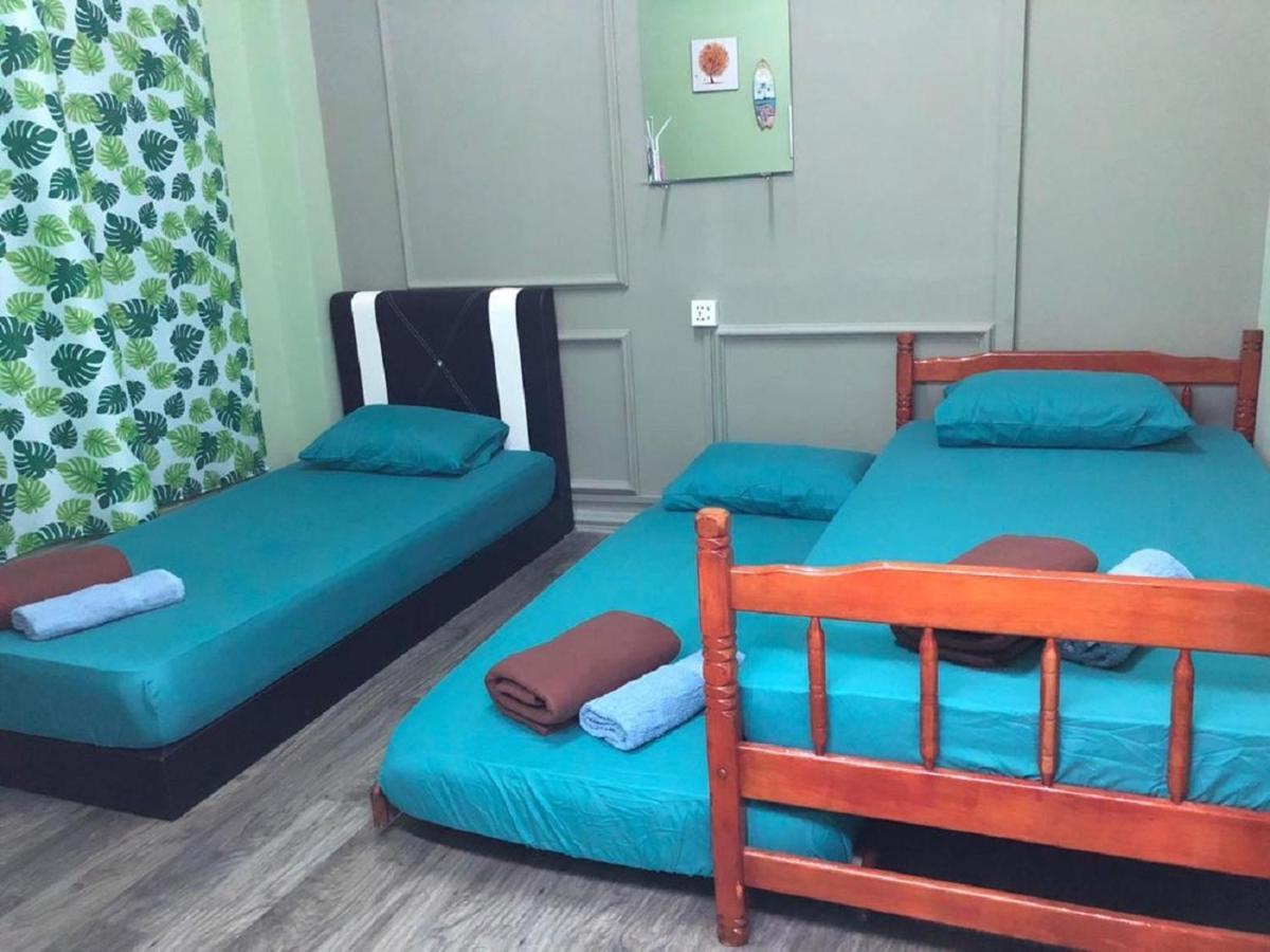 Hostel Ny Tropical Backpackers Desaru Exteriér fotografie