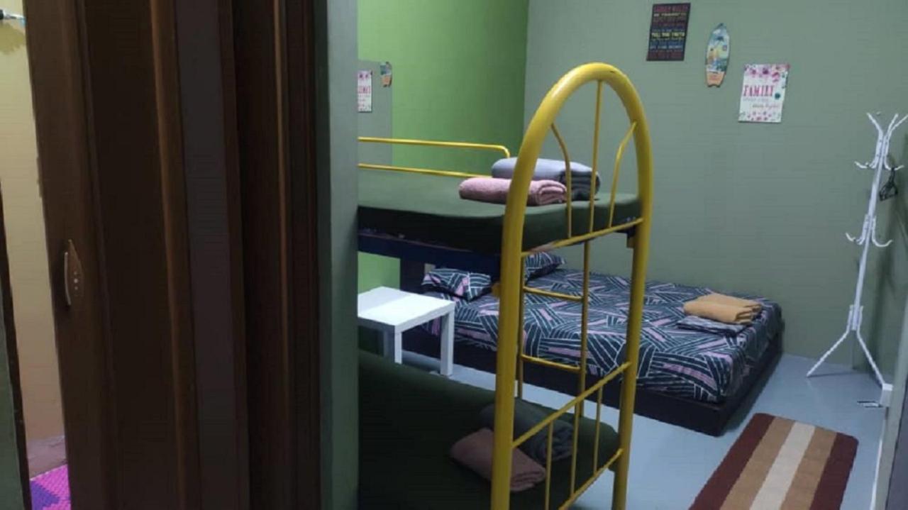 Hostel Ny Tropical Backpackers Desaru Exteriér fotografie