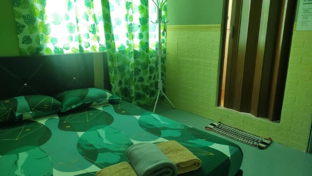 Hostel Ny Tropical Backpackers Desaru Exteriér fotografie